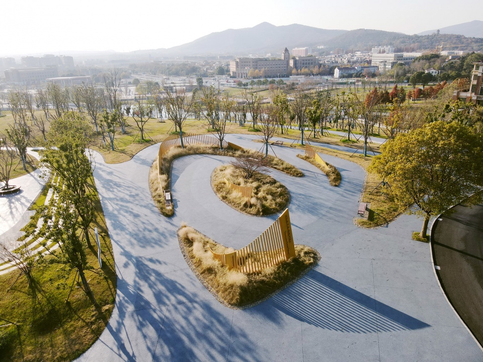 Tangquan Lake Sport Park China by ZDS