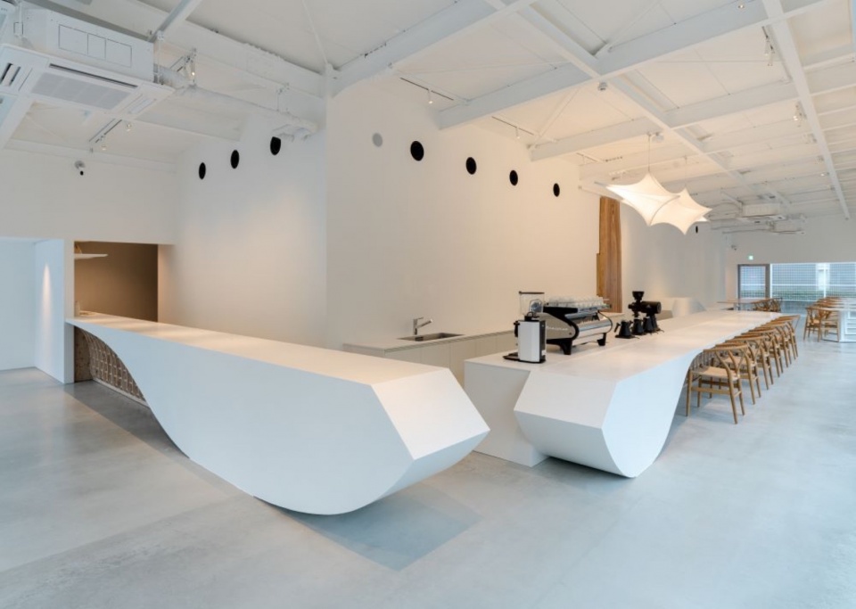 Cs Somme Cafe by Kengo Kuma and Associates