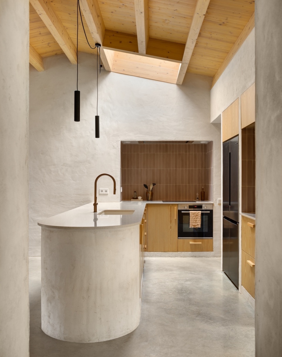 Boratuna House by Bouman Arquitectura