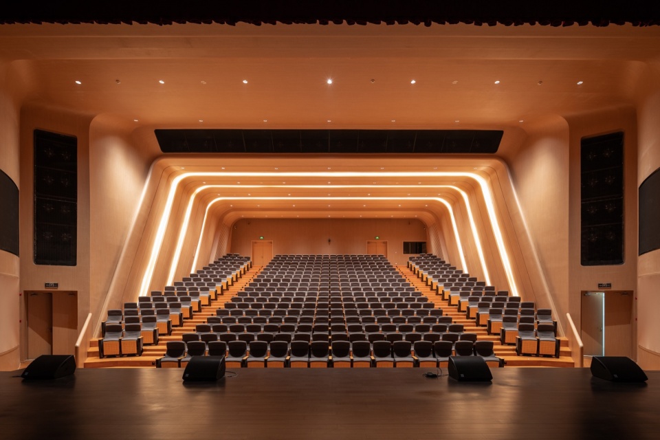 Shenzhen Longgang District Longling School by Shenzhen Yijing Architectural Design Co Ltd