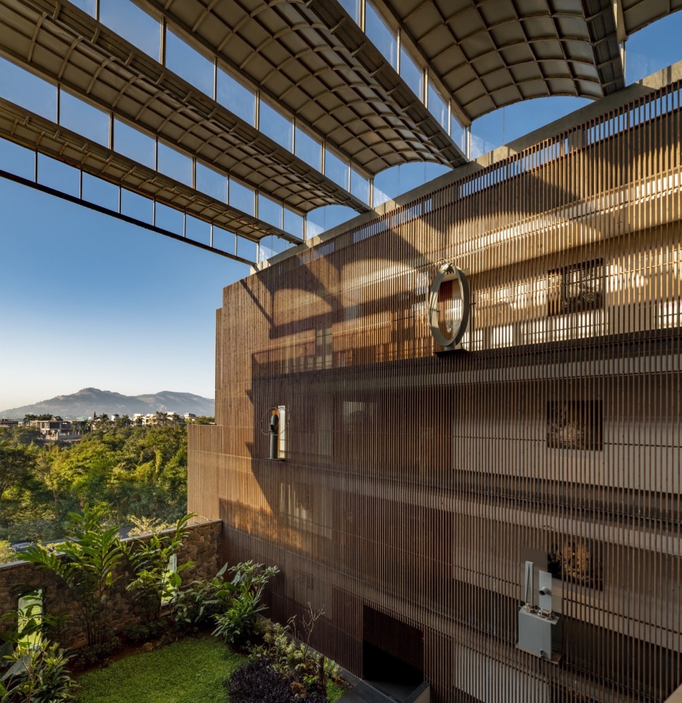 Radisson Resort Spa by Malik Architecture