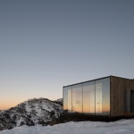 AUM山景木屋，哈萨克斯坦 / Arthur Kariev Architects