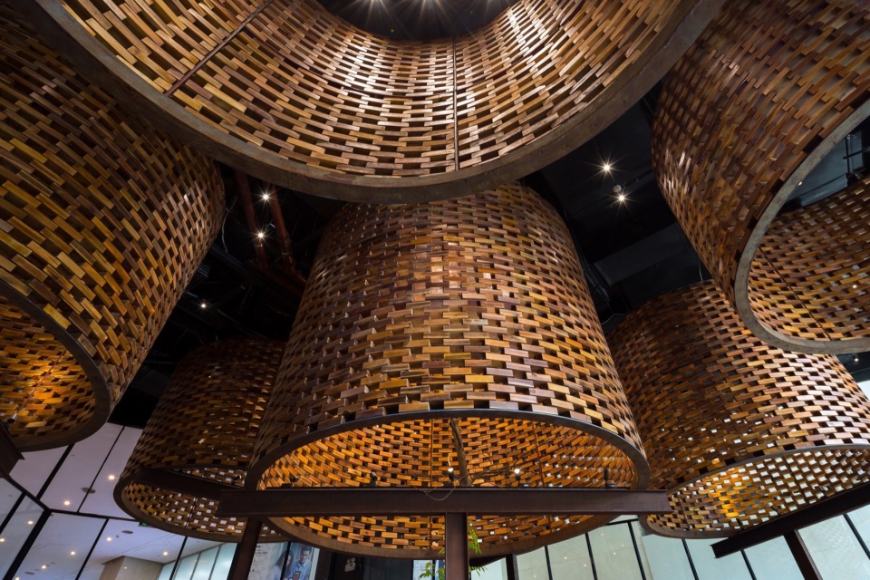 pizza 4ps restaurant landmark 72 by oddo architects