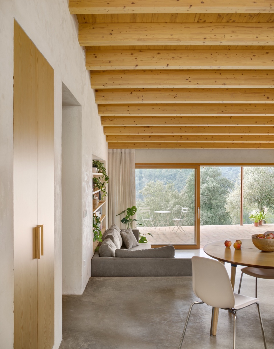 Boratuna House by Bouman Arquitectura