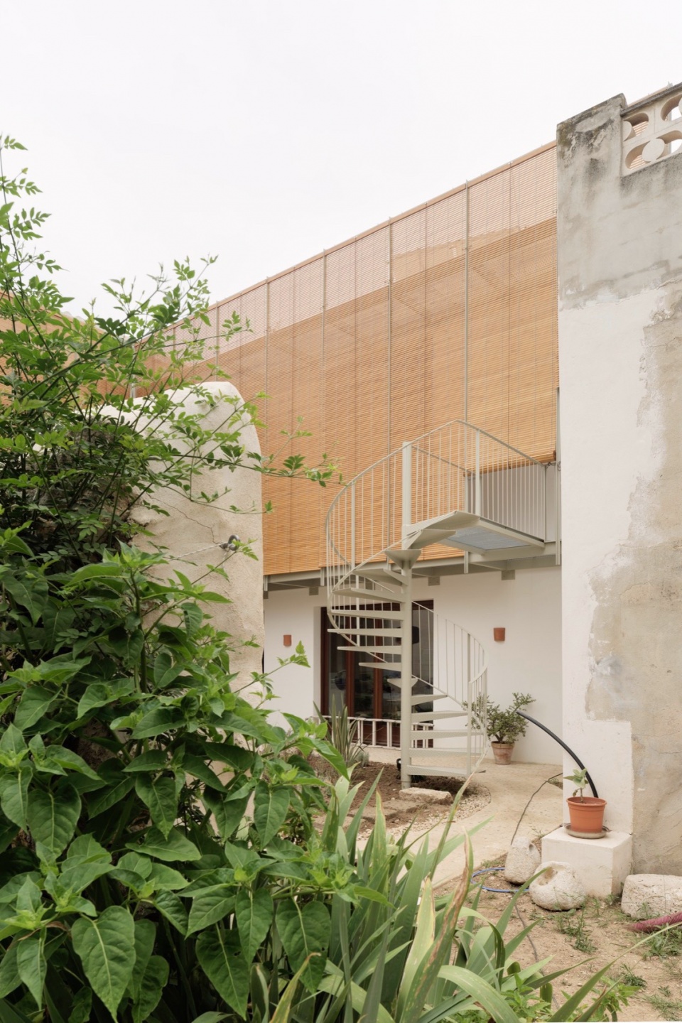 casa xalo by langarita navarro arquitectos
