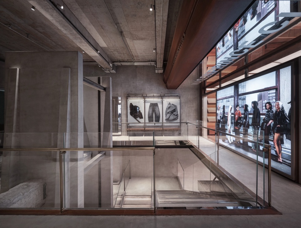 MASONPRINCE Flagship Store UpperHills Shenzhen by TOMO Design