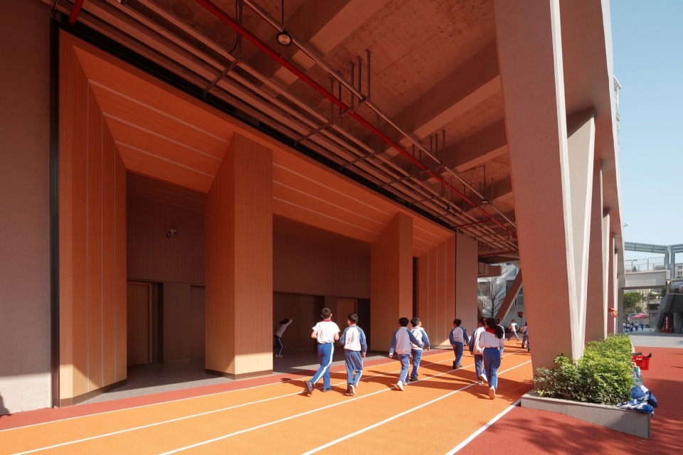 Shenzhen Longgang District Longling School by Shenzhen Yijing Architectural Design Co Ltd jdx