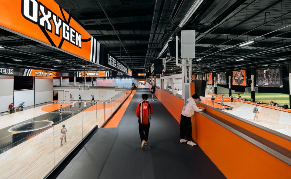 Sports socialization center on Furniture City HYPER OXGEN by officePROJECT