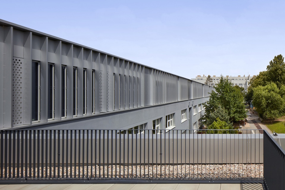 duhovka elementary school by ra15