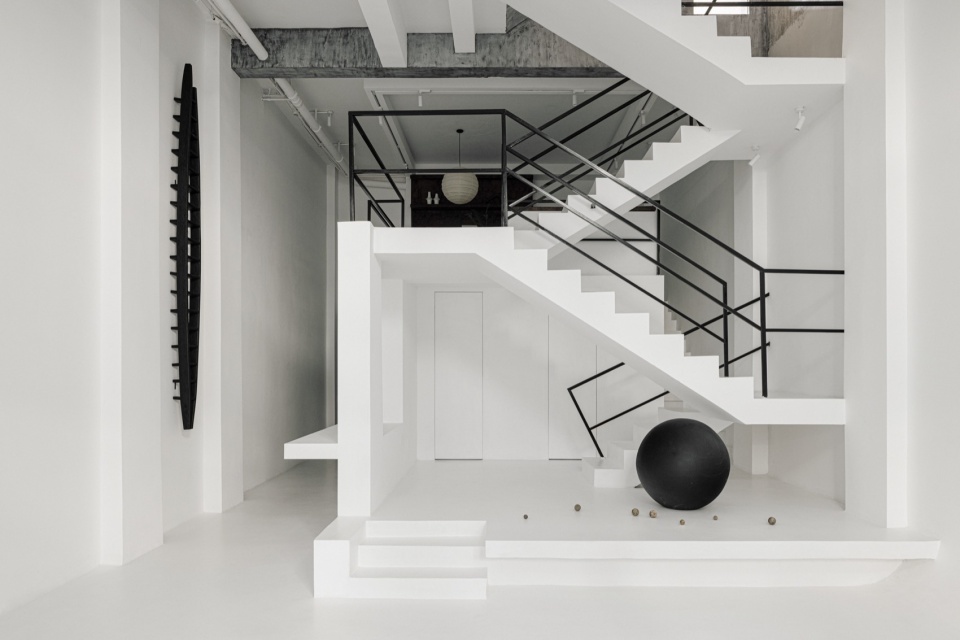 Arigatou Art Space by NOTHING DESIGN