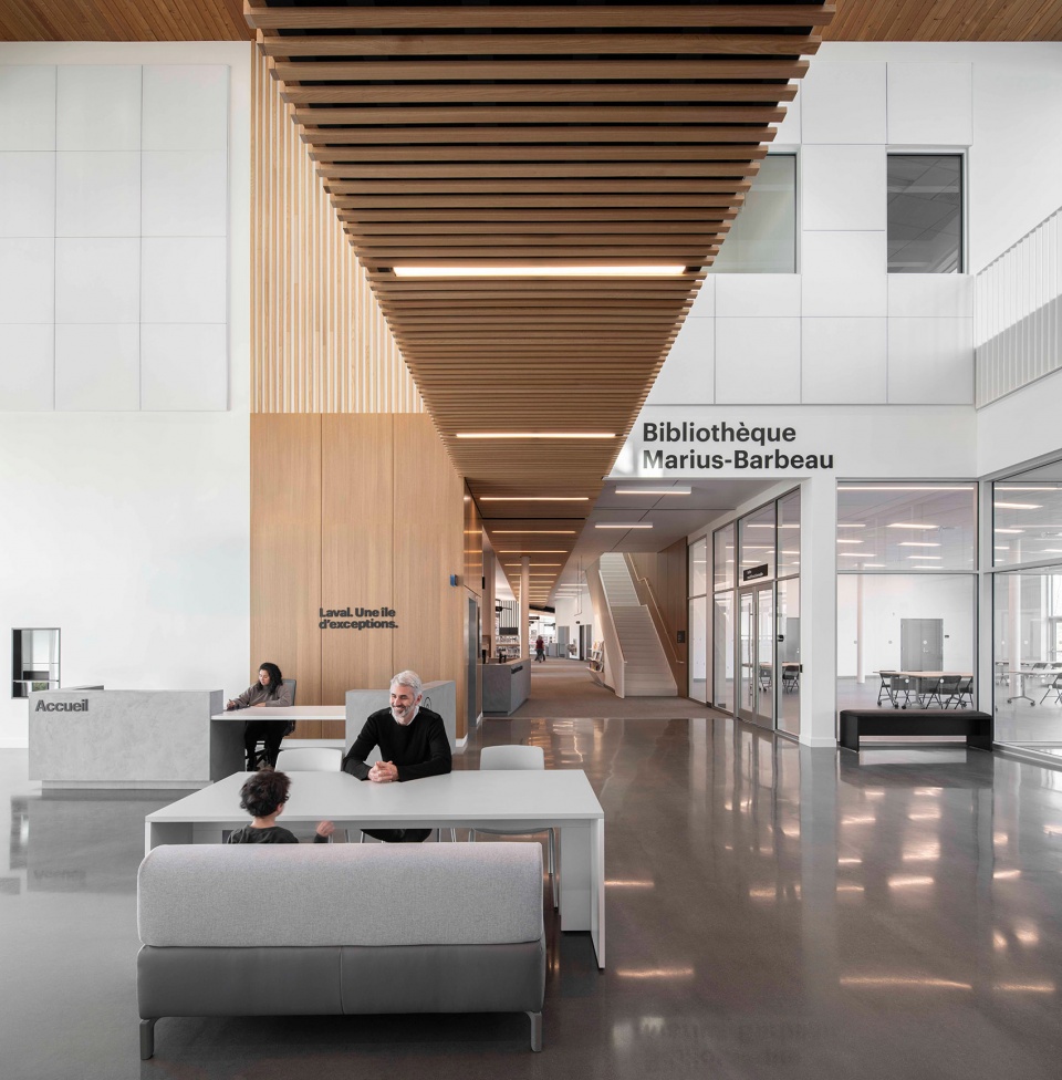 espace citoyen des confluents by cardin julien