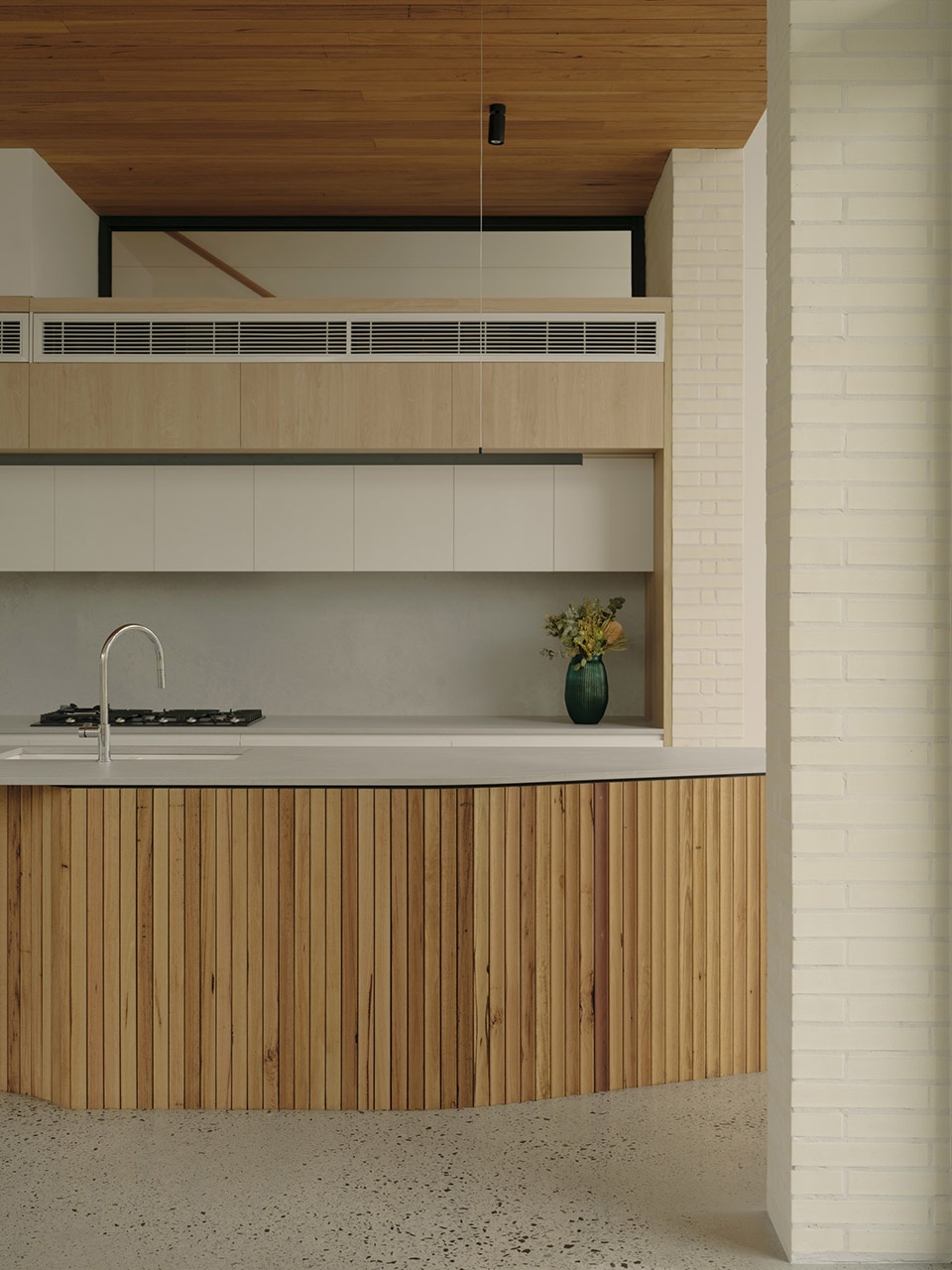 merri creek by alexandra buchanan architecture