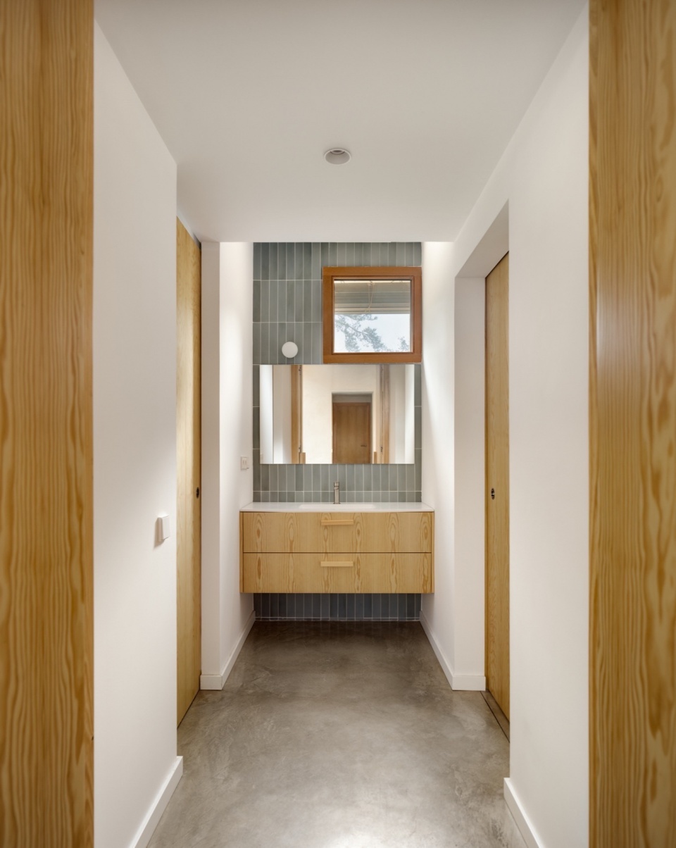 Boratuna House by Bouman Arquitectura