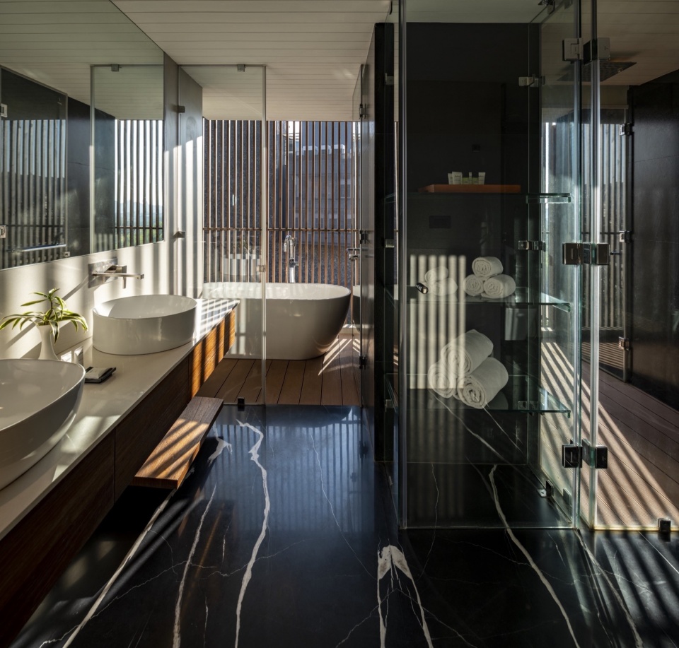 Radisson Resort Spa by Malik Architecture