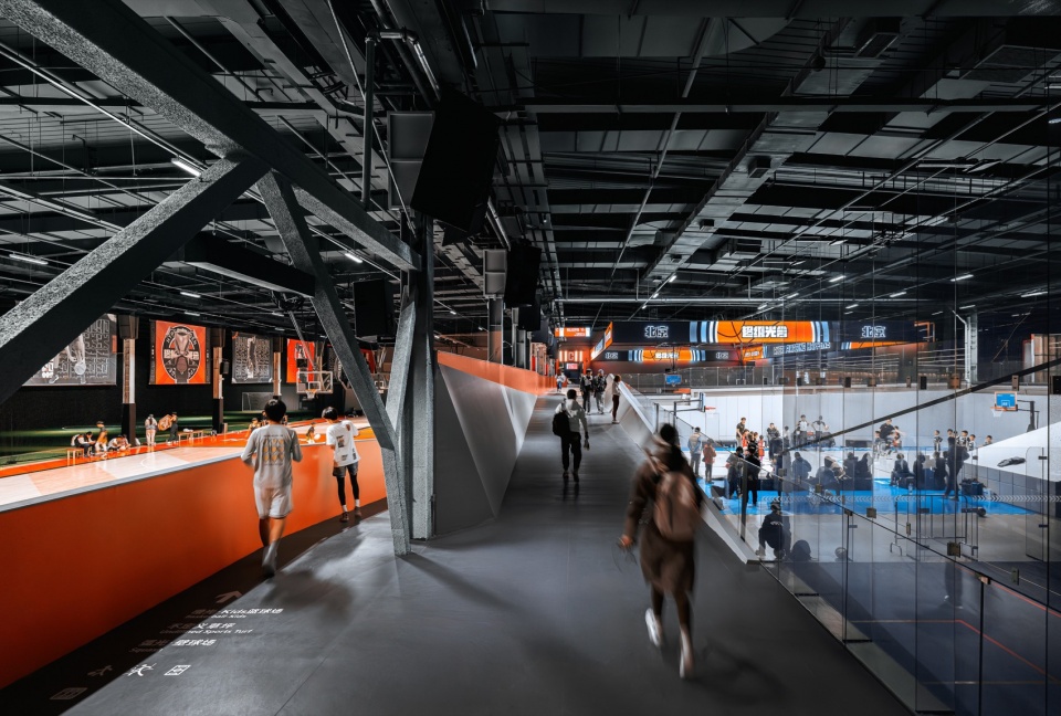 Sports socialization center on Furniture City HYPER OXGEN by officePROJECT