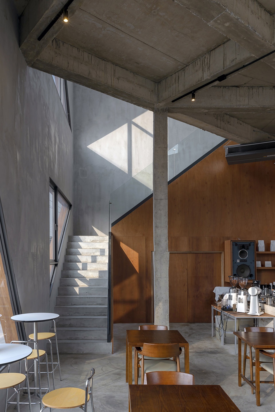 diff coffee roasters by aswa