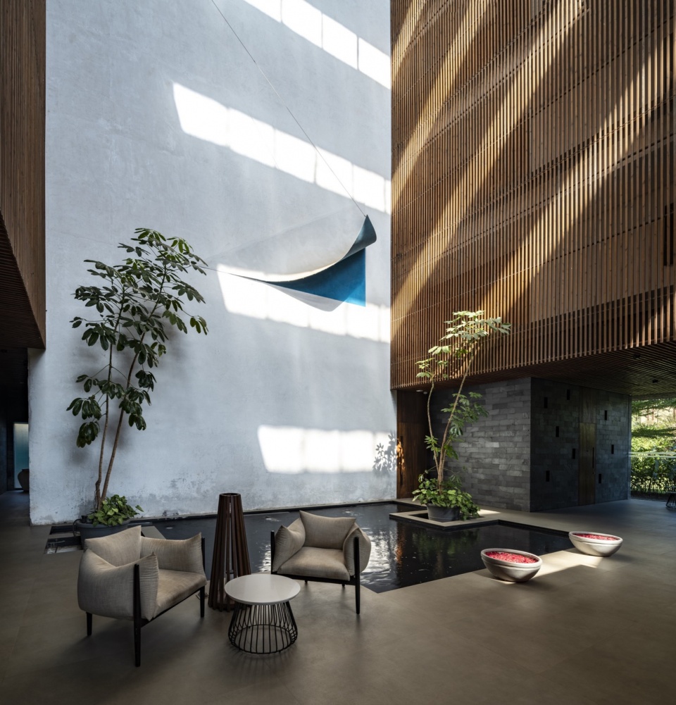 Radisson Resort Spa by Malik Architecture