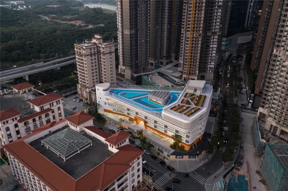 sustech education group nanshan changyuan primary school by cmad architects图1 校园鸟瞰