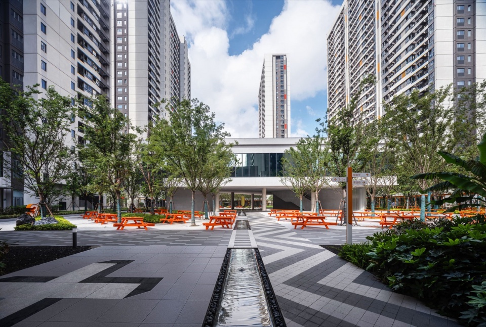 U Community Landscape by BAM