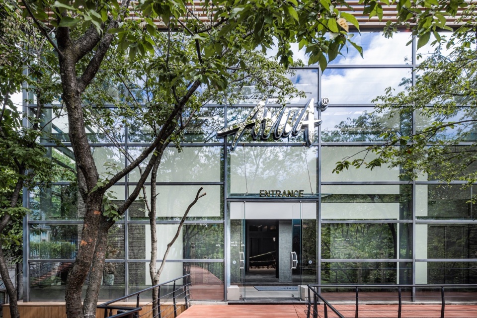 AVIVA DALI Consciousness Theatre by Reborn Design
