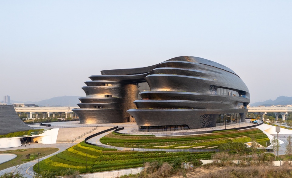 Shenzhen Science and Technology Museum now open by Zaha Hadid Architects