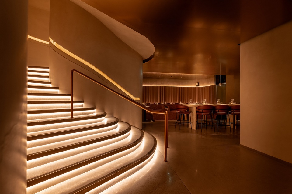 mr porter steakhouse bar lounge by baranowitz kronenberg
