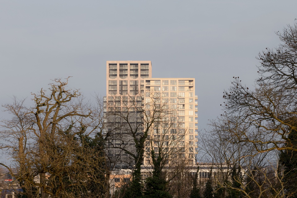 fresh residential tower by kaan architecten