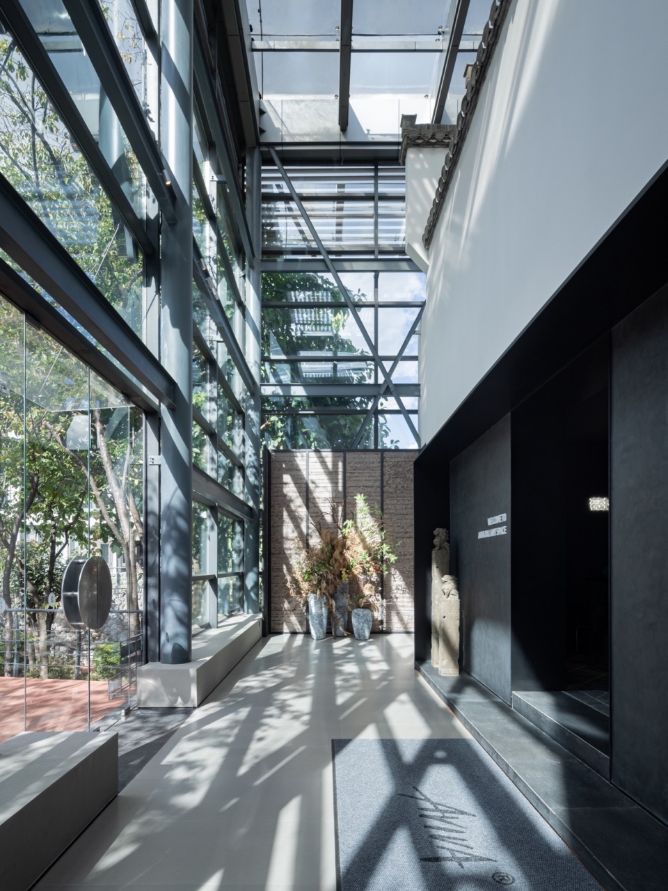 AVIVA DALI Consciousness Theatre by Reborn Design