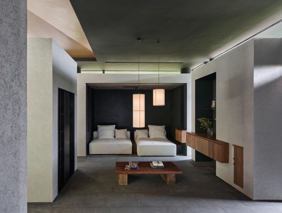 Anadu Pine Villa by STUDIO8 Architects