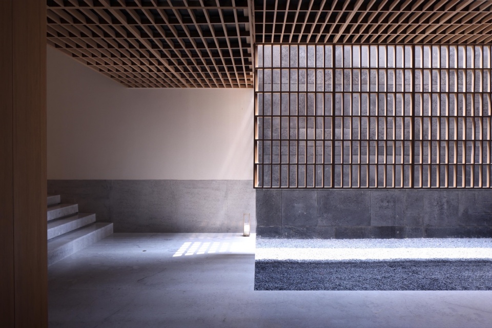 Entrance Lobby of Aranya by SHISUO design