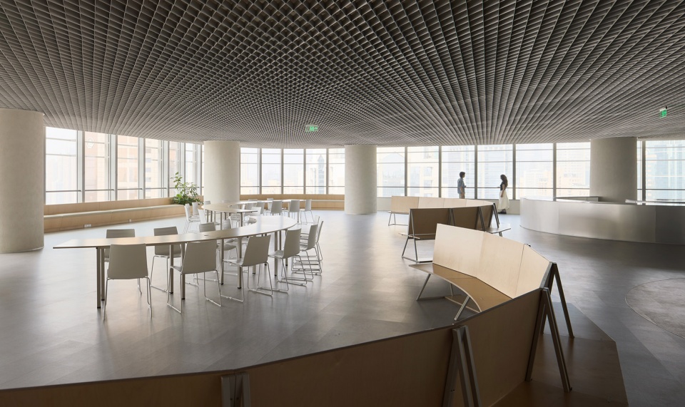 interior design for an asset management company by hcch studio