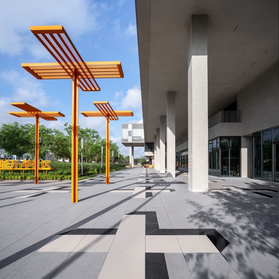 U Community Landscape by BAM