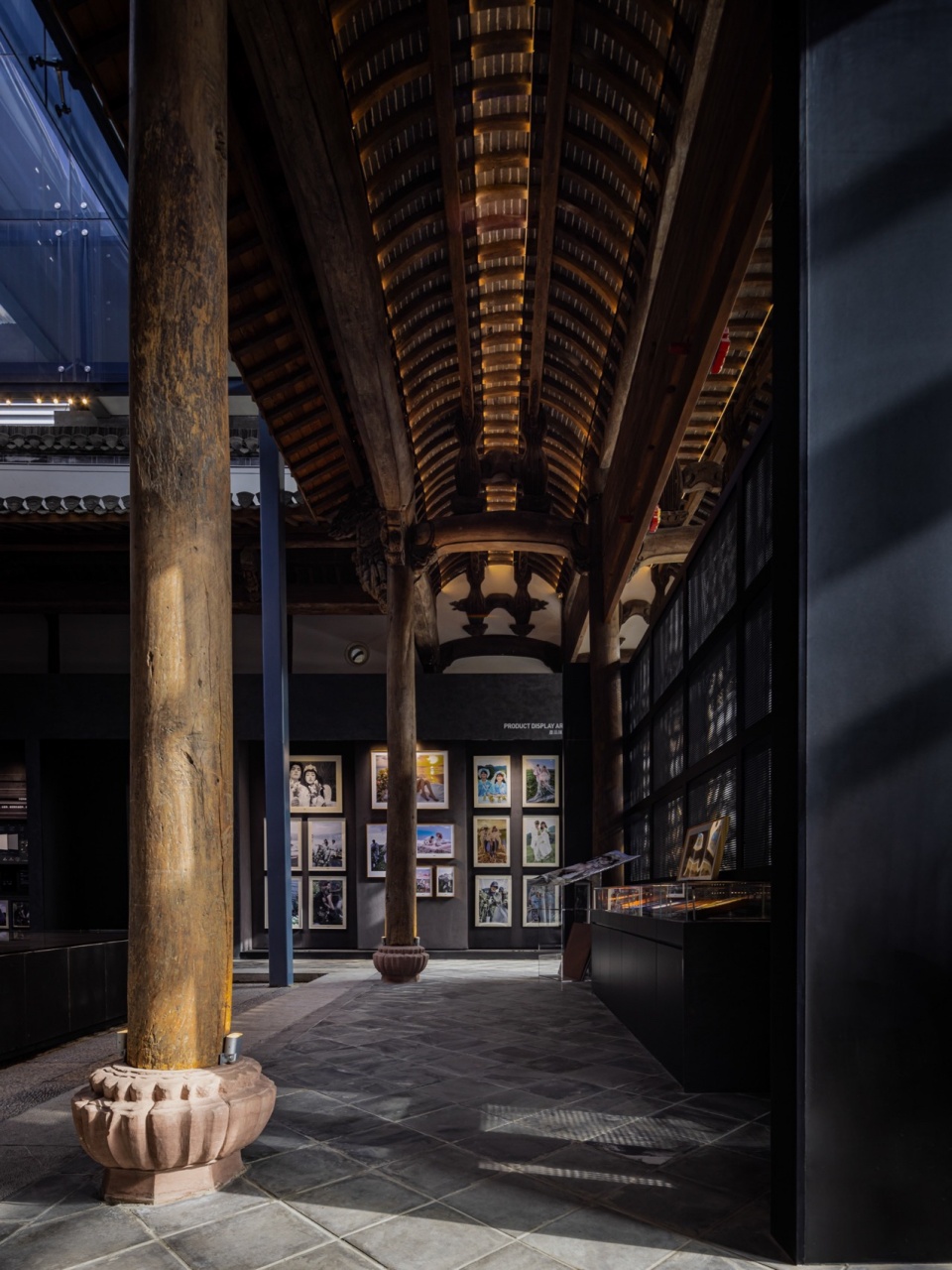 AVIVA DALI Consciousness Theatre by Reborn Design
