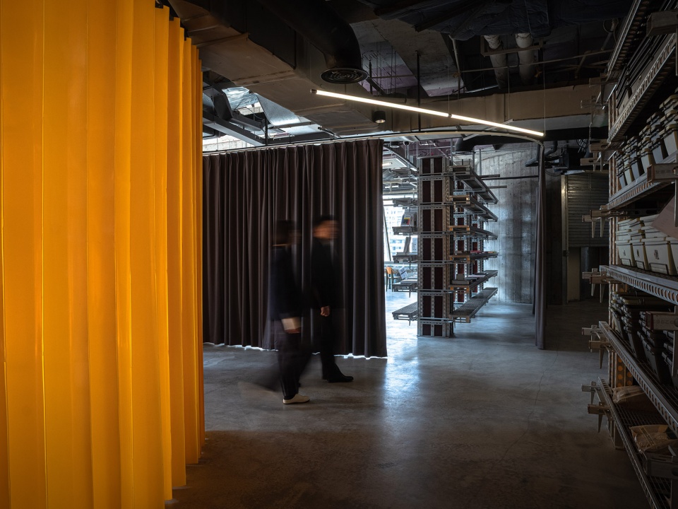 889glo art space by spactrum