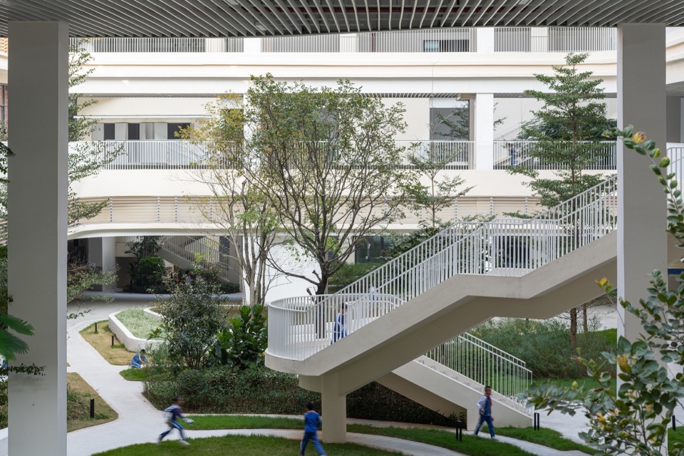 Shenzhen Middle School Guangming Science City School by Atelier Global