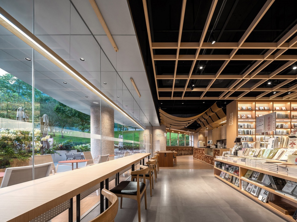 i reading at dayun tiandi branch shenzhen by moc design