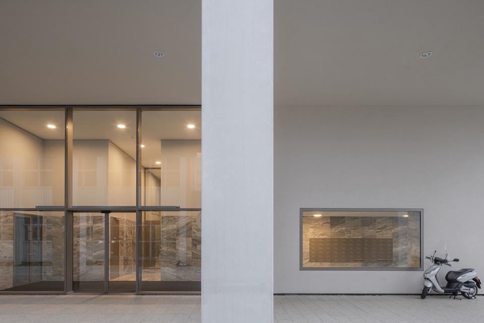 fresh residential tower by kaan architecten
