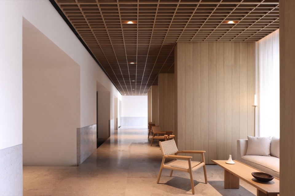 Entrance Lobby of Aranya by SHISUO design