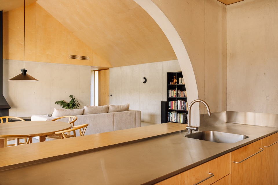 house in serra do louro by joao completo cimbre