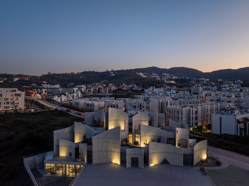 veterinary hospital by davide macullo architects