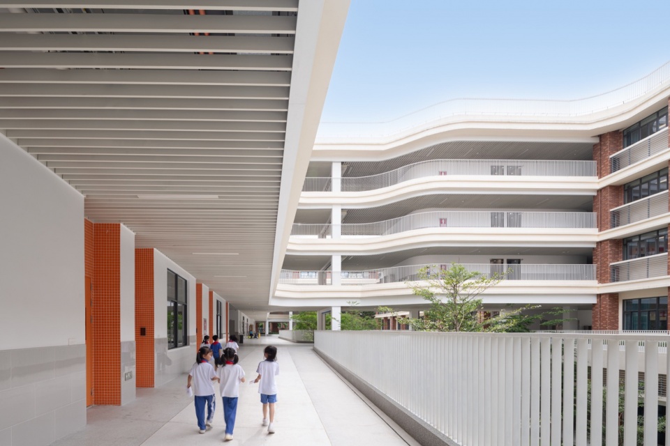 Shenzhen Middle School Guangming Science City School by Atelier Global
