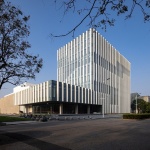 同济大学艺嘉楼（嘉定校区学生活动中心）/ 同济大学建筑设计研究院（集团）有限公司 麟和建筑工作室