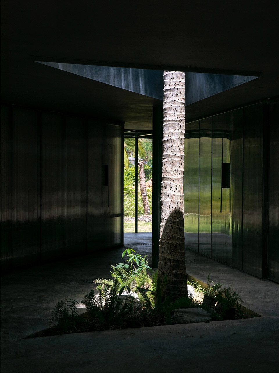 earth hugging duke plaza by edge architect