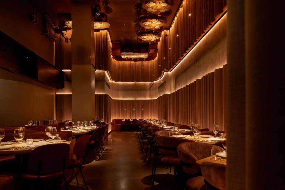 mr porter steakhouse bar lounge by baranowitz kronenberg