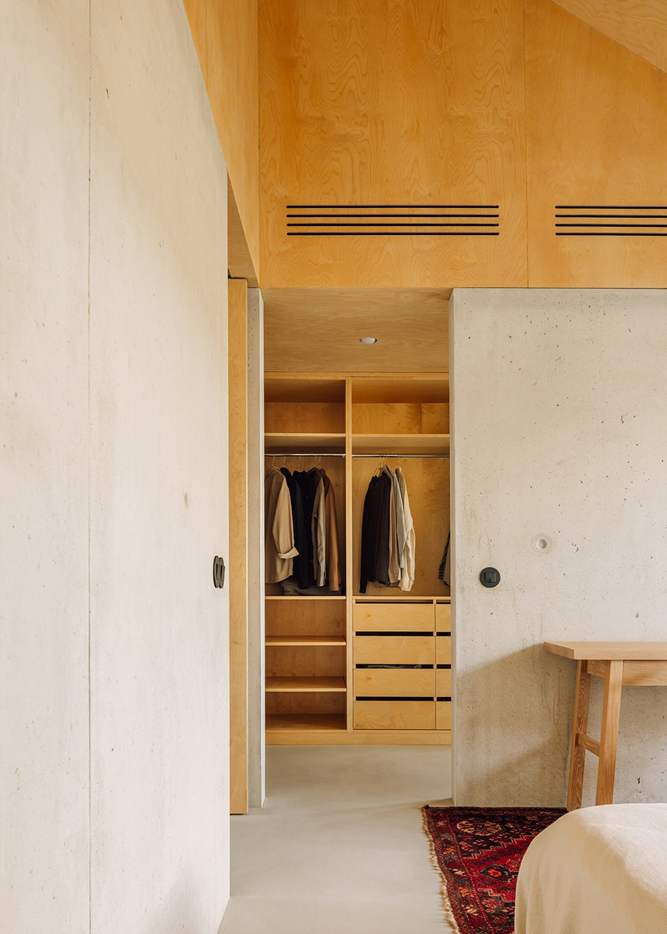 house in serra do louro by joao completo cimbre