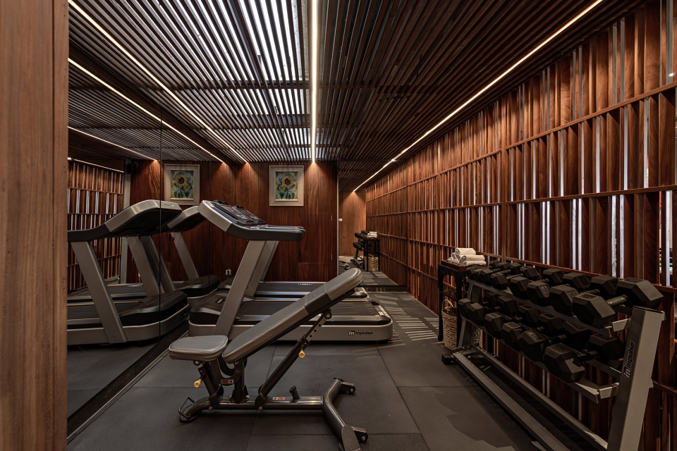 triple e hotel by taa design