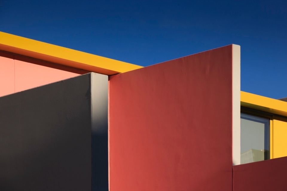 4 Modular Kindergartens in Lisbon by SUMMARY