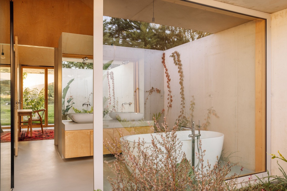 house in serra do louro by joao completo cimbre