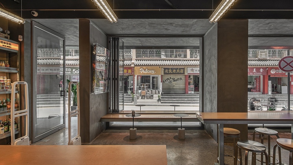 under 35 li xiang