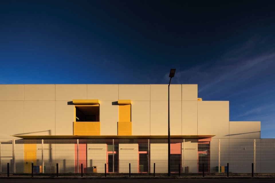 4 Modular Kindergartens in Lisbon by SUMMARY